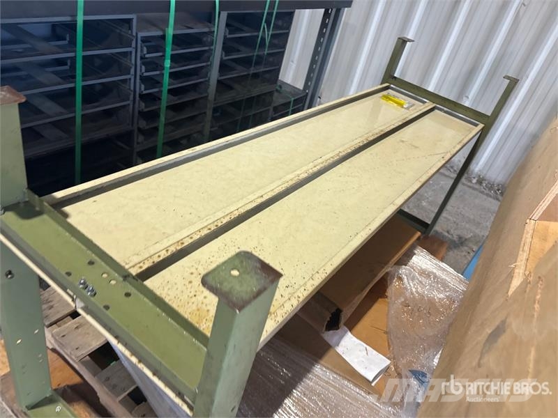  Quantity of (3) Workbench مكونات أخرى