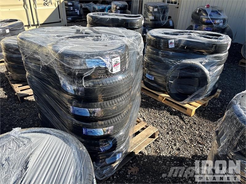  Quantity of (30) 215-65R-16 Tires (Unused) 轮胎、车轮、轮圈