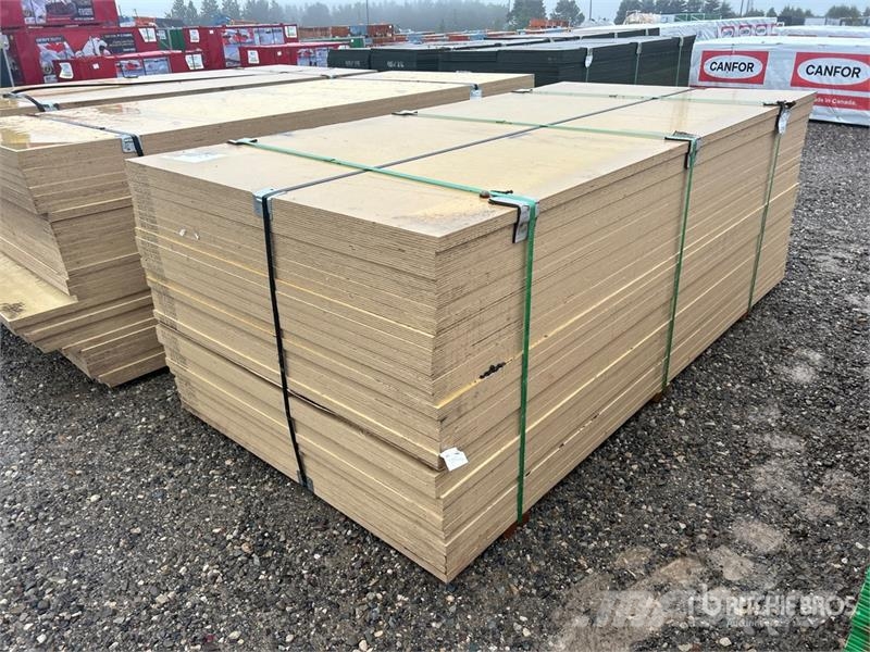 Quantity of (30) 4 ft x 8 ft 1 1/8 in 4x 8 ft 6 in Drugi deli