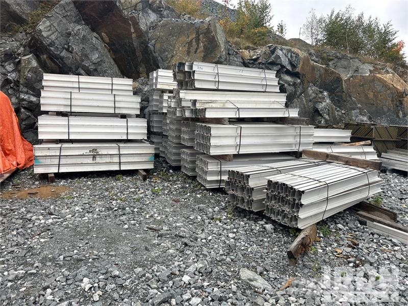 Quantity of (30) 8 Ft Aluminum Beams Winches, hoists and material lifts