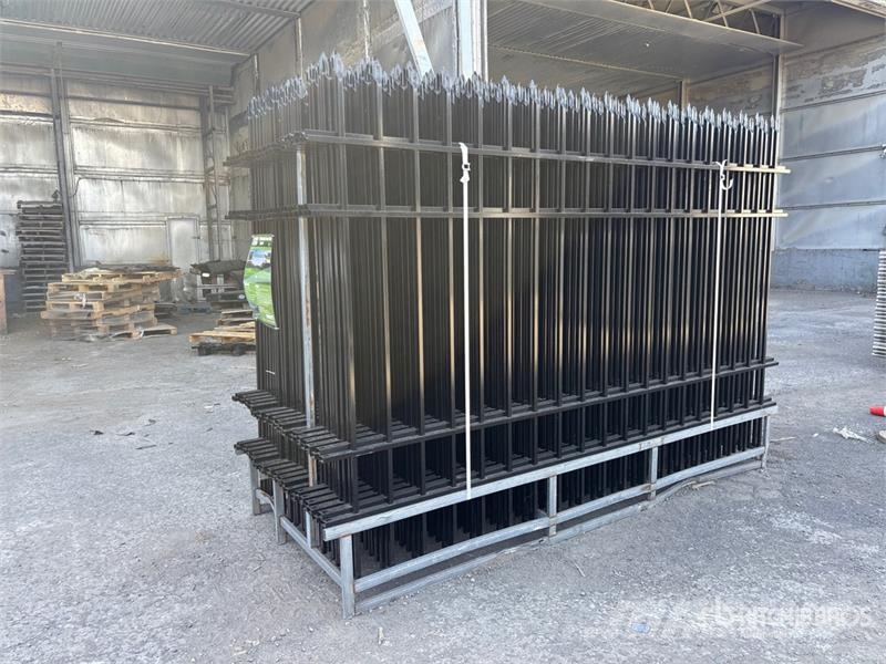 Quantity of (33) Skyway SFS33-330TF 10 ft x 7 ft Kiti naudoti statybos komponentai