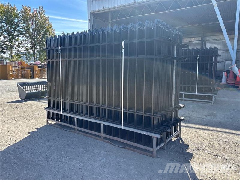 Quantity of (33) Skyway SFS33-330TF 10 ft x 7 ft Kiti naudoti statybos komponentai