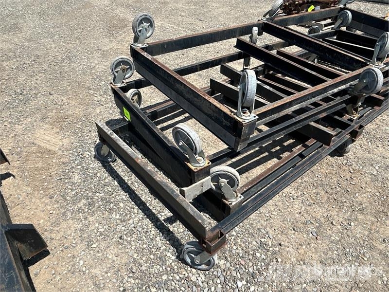  Quantity of (4) 10' x 4' Wheel Cart مكونات أخرى