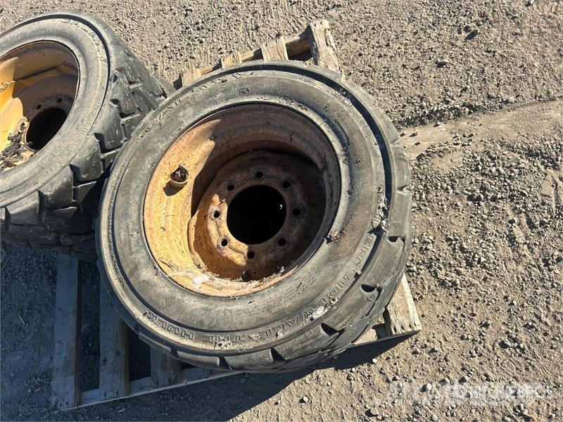 Quantity of (4) 10x16.5NHS Tires Gume, točkovi i felne