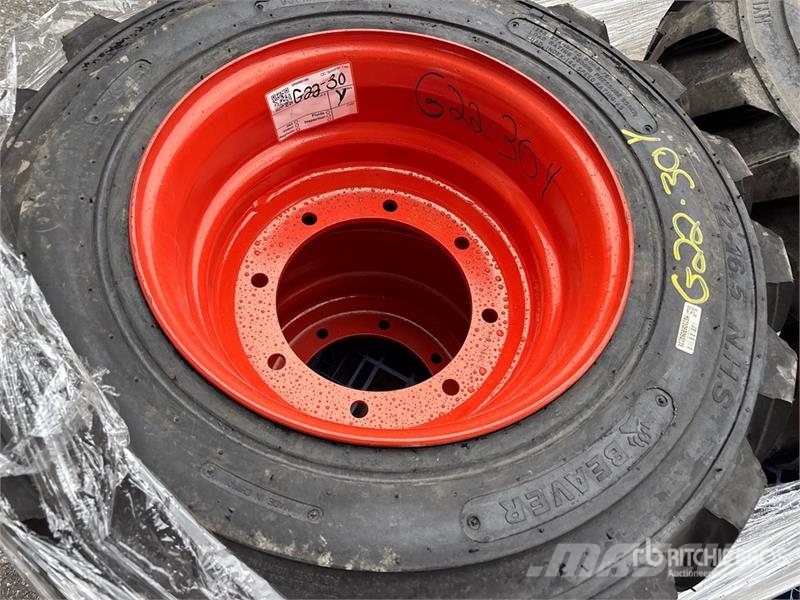 Quantity of (4) 12x16.5 Tires - Fits Skid Steer Gume, točkovi i felne