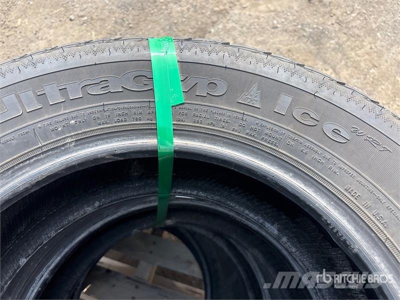 Quantity of (4) 215/65R16 Tires Riepas, riteņi un diski