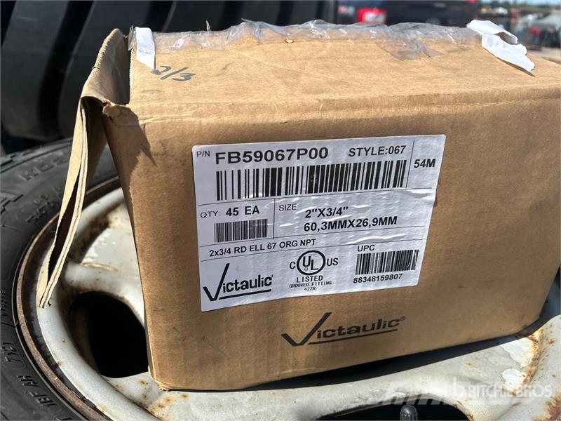 Quantity of (4) 265/70R17 BF Goodrich KO2 Snow Tir Tyres, wheels and rims