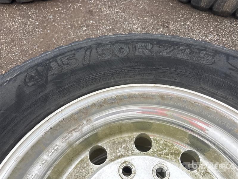 Quantity of (4) 445/50R22.5 Tires Tyres, wheels and rims