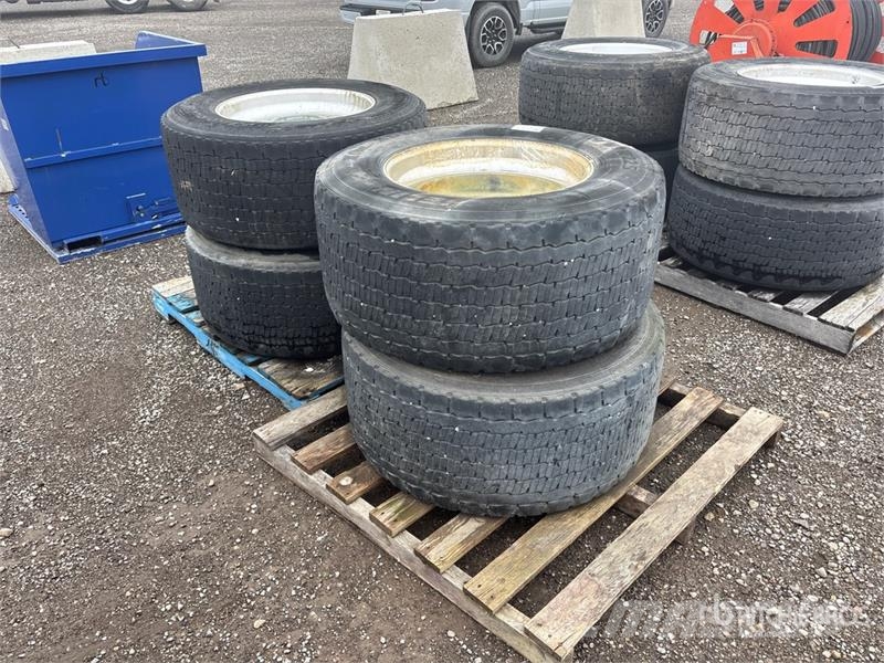 Quantity of (4) 445/50R22.5 Tires Tyres, wheels and rims