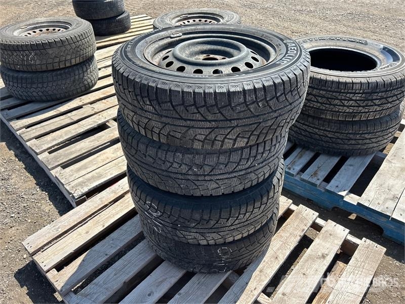 Quantity of (4) Aelus Ice 195/65R15 Winter Tires Tyres, wheels and rims