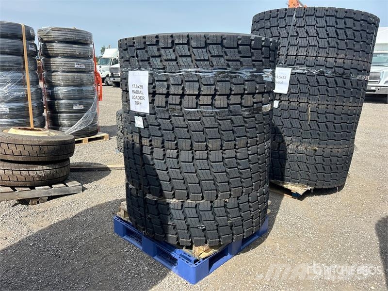 Quantity of (4) Beaver 17.5R25 Radial Tires (Unuse Gume, točkovi i felne