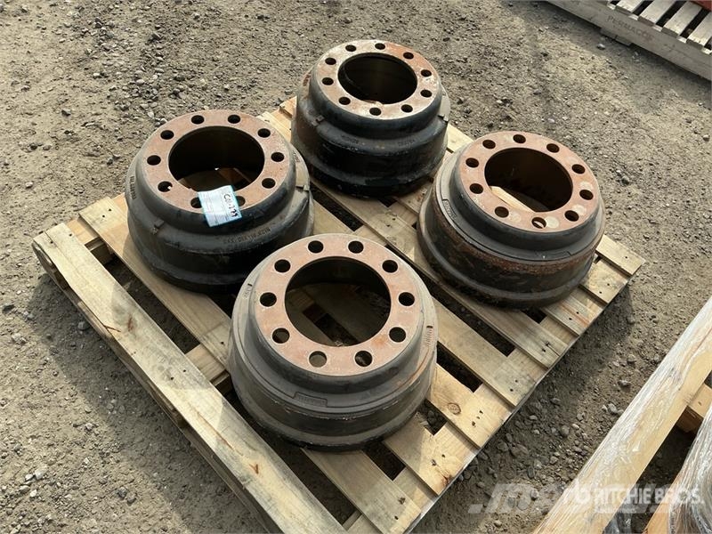 Quantity of (4) Brake Drums Inne akcesoria