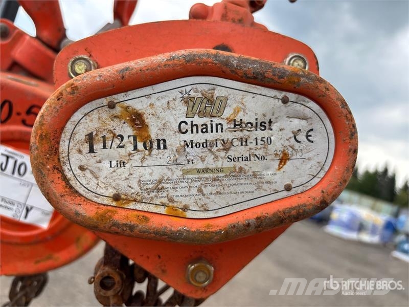 Quantity of (4) Chain Hoists Construction - Others