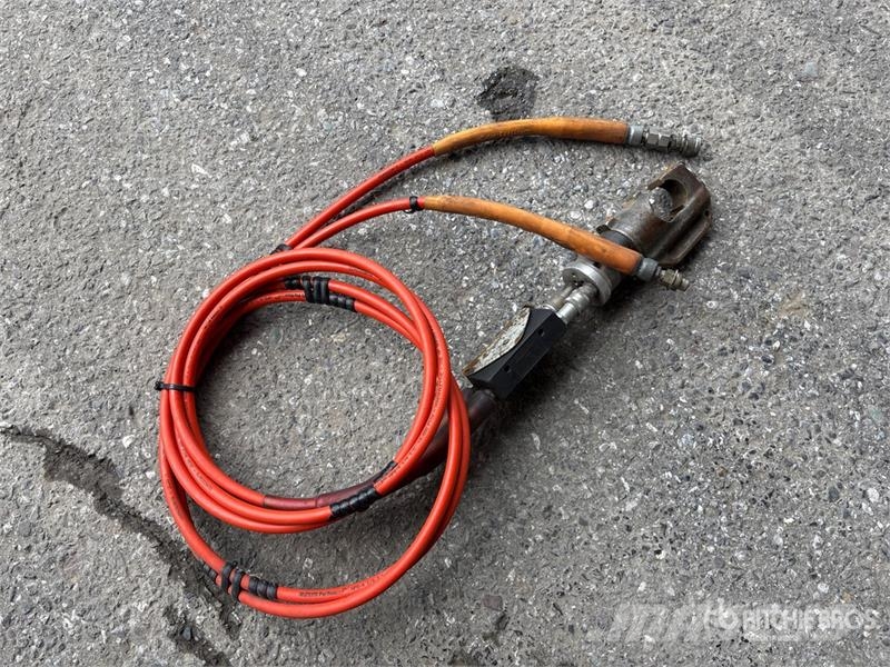 Quantity of (4) Crates of Hydraulic Hose Fabricati Строителство - Други