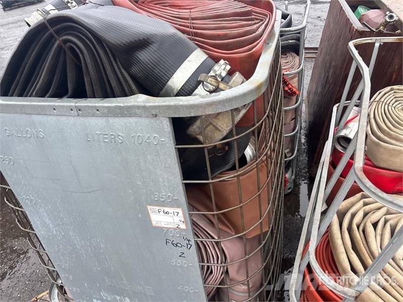 Quantity of (4) Crates of Hose Andere Zubehörteile