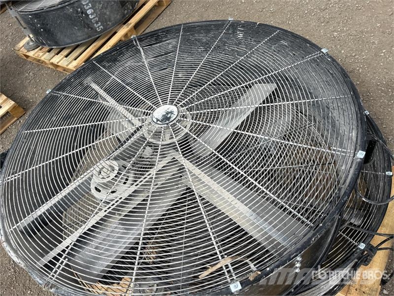  Quantity of (4) Fan Drugi deli