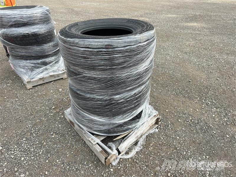 Quantity of (4) Fronway 265/70R17 Tires (Unused) Tyres, wheels and rims