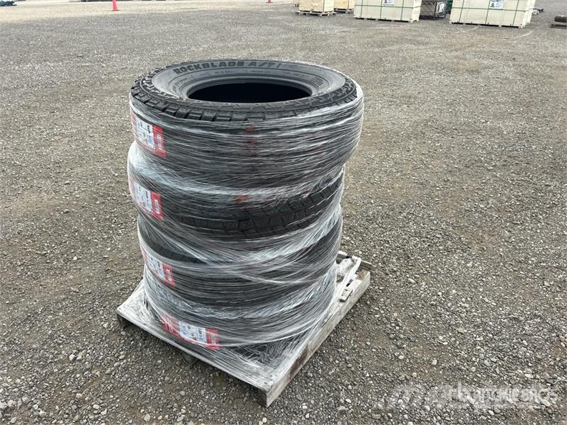 Quantity of (4) Fronway 265/70R17 Tires (Unused) Tyres, wheels and rims