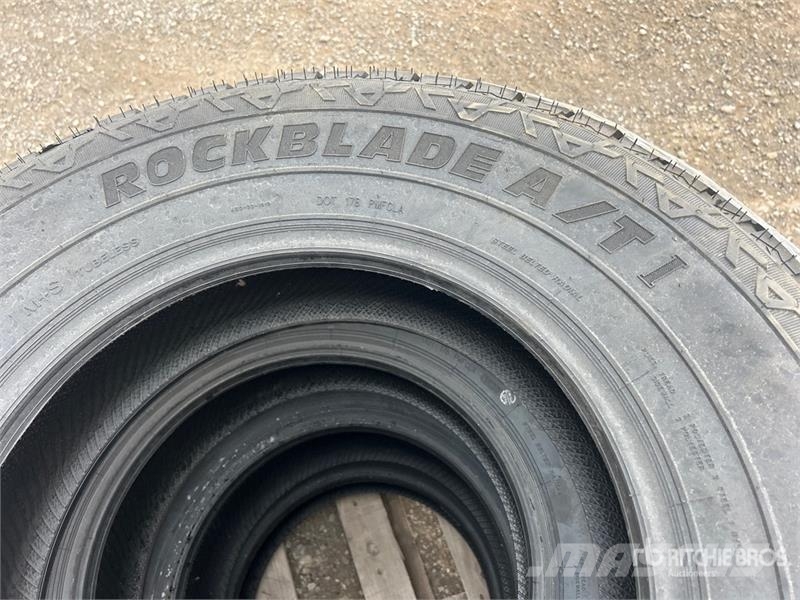 Quantity of (4) Fronway 265/70R17 Tires (Unused) Tyres, wheels and rims