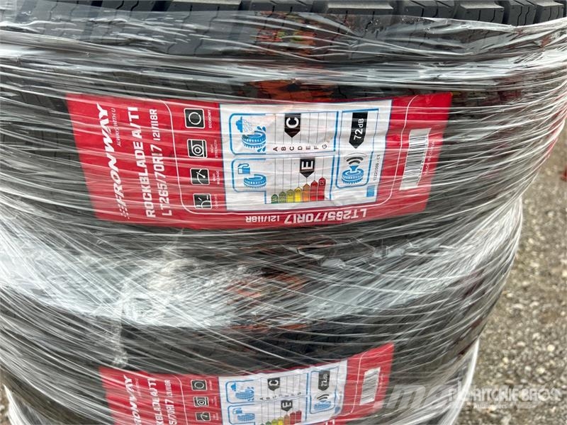 Quantity of (4) Fronway 265/70R17 Tires (Unused) Tyres, wheels and rims
