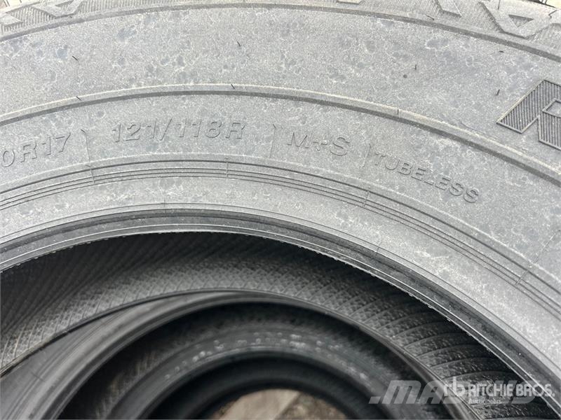Quantity of (4) Fronway 265/70R17 Tires (Unused) Tyres, wheels and rims