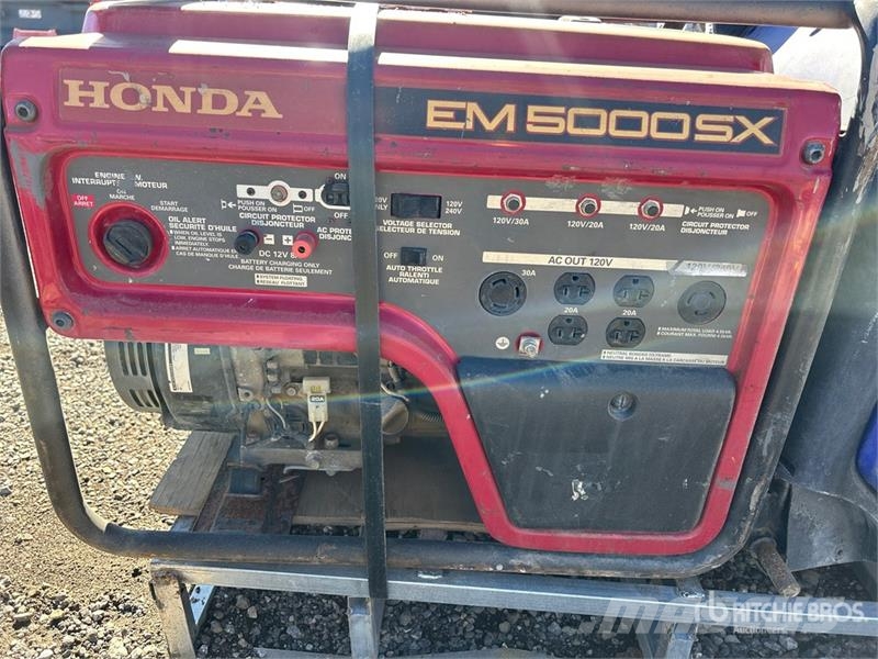  Quantity of (4) Generator Set مولدات ديزل