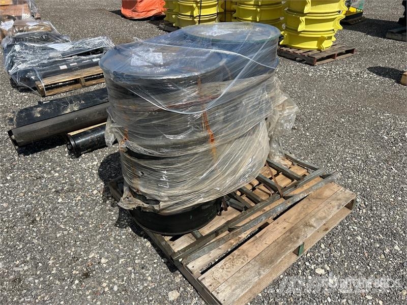  Quantity of (4) Grade 80 Logging Chains Drugi deli