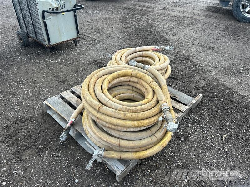 Quantity of (4) Hose Hydronic 1 in x 50 ft Építőipar - Egyebek