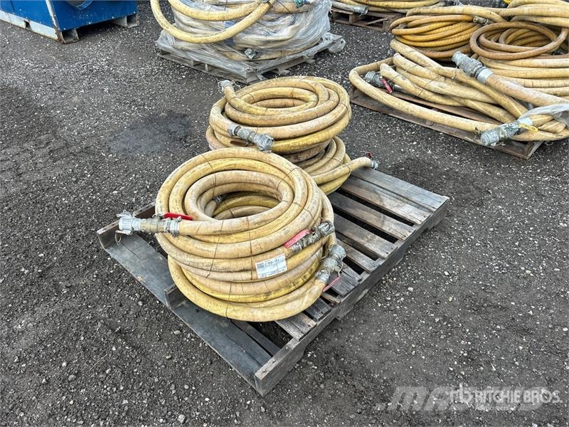 Quantity of (4) Hose Hydronic 1 in x 50 ft Építőipar - Egyebek