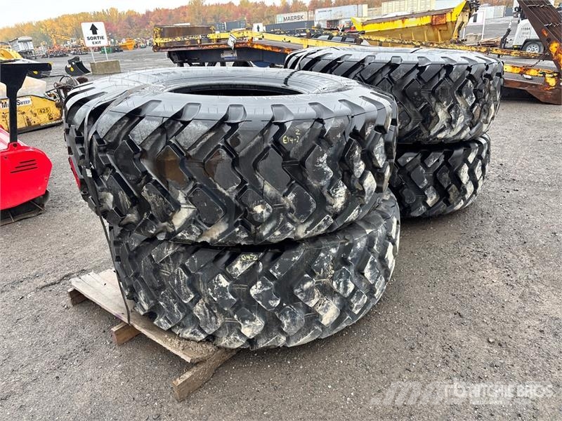 Quantity of (4) Michelin XTLA 20.5R25 Tires Gume, točkovi i felne
