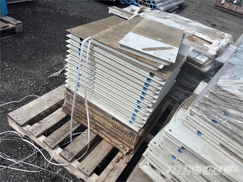 Quantity of (4) Pallets of Flooring System Drugi deli