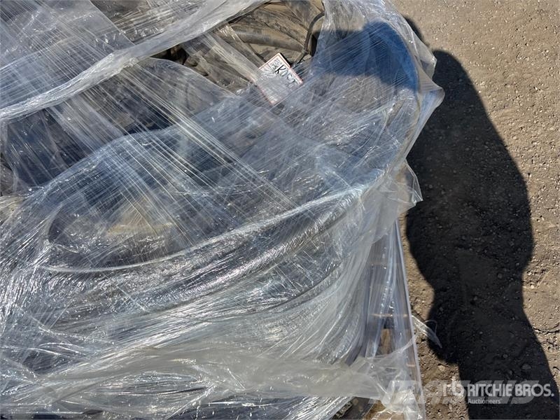 Quantity of (4) Pallets of Hose Inne akcesoria