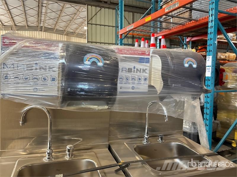Quantity of (4) Stainless Steel Hand Wash Station Andre komponenter