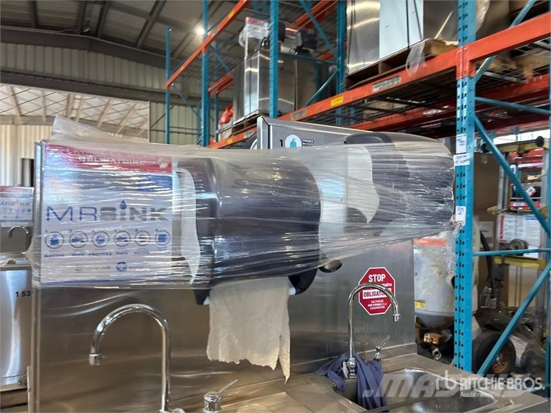 Quantity of (4) Stainless Steel Hand Wash Station Andre komponenter