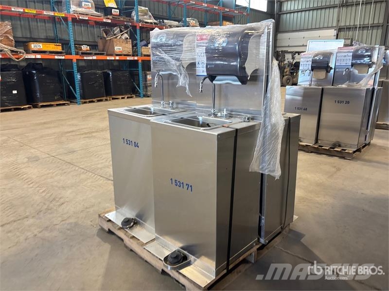 Quantity of (4) Stainless Steel Hand Wash Station Andre komponenter