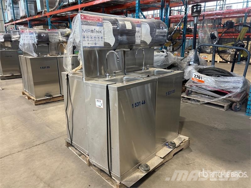  Quantity of (4) Stainless Steel Hand Wash Station Andre komponenter
