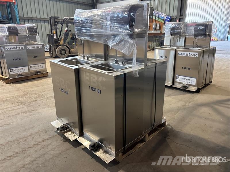 Quantity of (4) Stainless Steel Hand Wash Station Andre komponenter