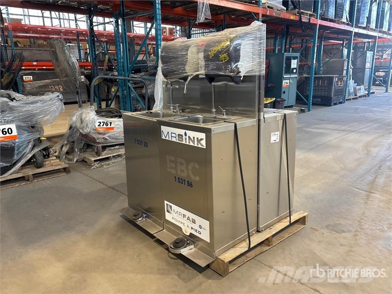 Quantity of (4) Stainless Steel Hand Wash Station Andre komponenter