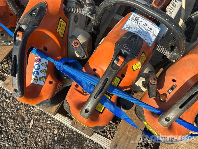  Quantity of (4) Stihl TS420 Concrete Cut-Off Saw Drugi deli