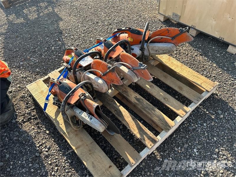  Quantity of (4) Stihl TS420 Concrete Cut-Off Saw Drugi deli