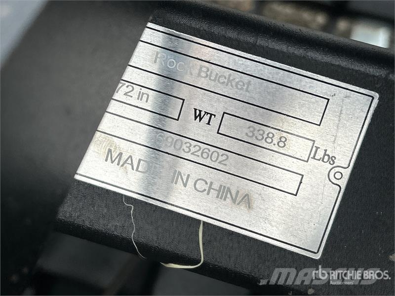  Quantity of (4)  Suihe SSB-84 Skeleton Skid Steer  Godet