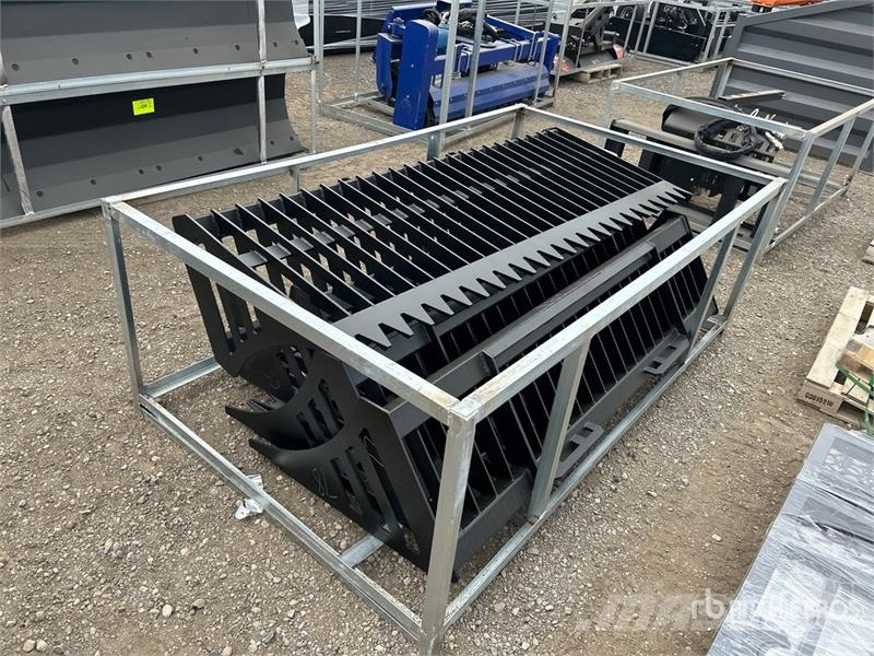  Quantity of (4)  Suihe SSB-84 Skeleton Skid Steer  Godet
