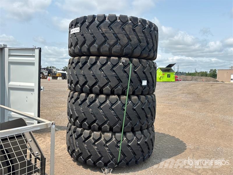 Quantity of (4) Suihe T23.5 23.5x25 Tires (Unused Opony, koła i felgi