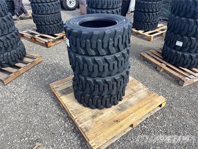 Quantity of (4) Tai Hao 10-16.5 Heavy Duty Tires ( Gume, točkovi i felne