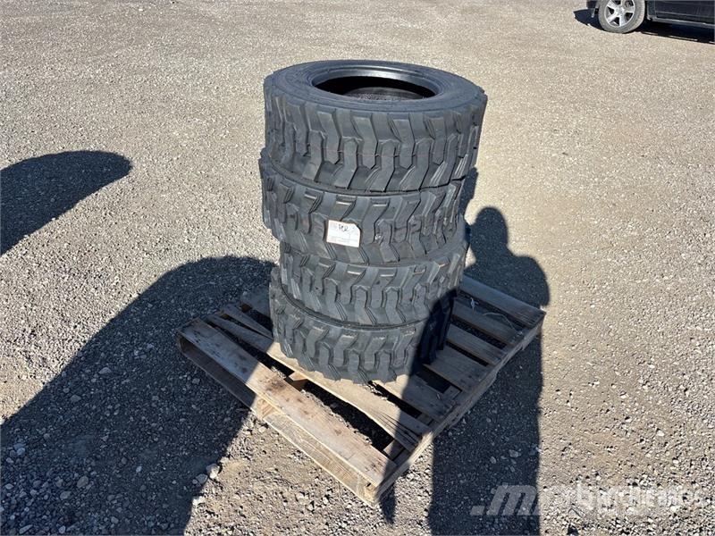 Quantity of (4) TaiHao 10-16.5 Heavy Duty Tires (U Gume, točkovi i felne