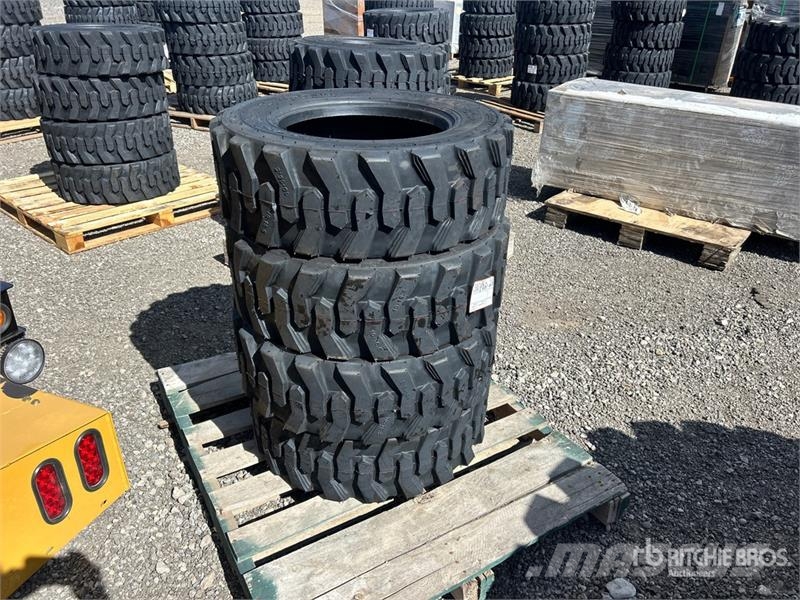 Quantity of (4) TaiHao 10-16.5 Heavy Duty Tires (U Gume, točkovi i felne
