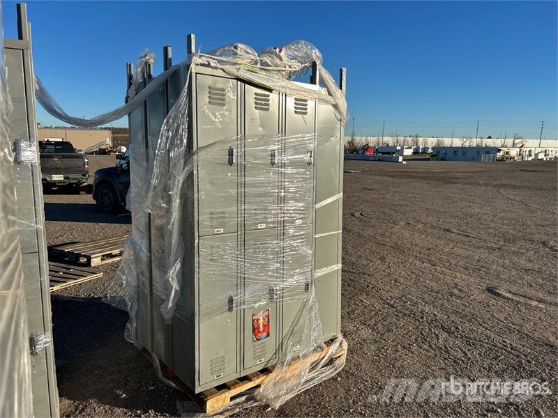 Quantity of (4) Uline Double Tier Lockers مكونات أخرى
