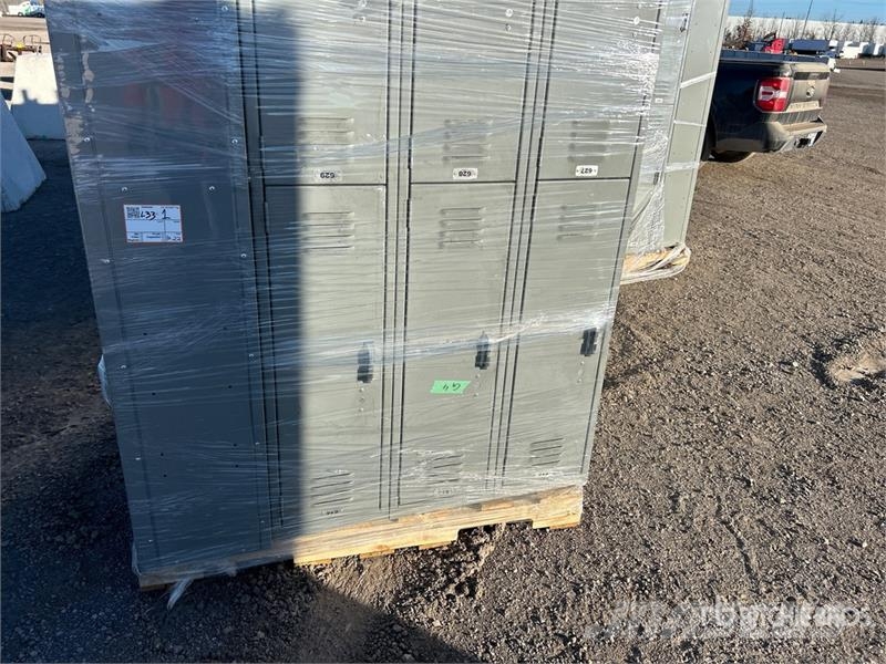 Quantity of (4) Uline Double Tier Lockers مكونات أخرى