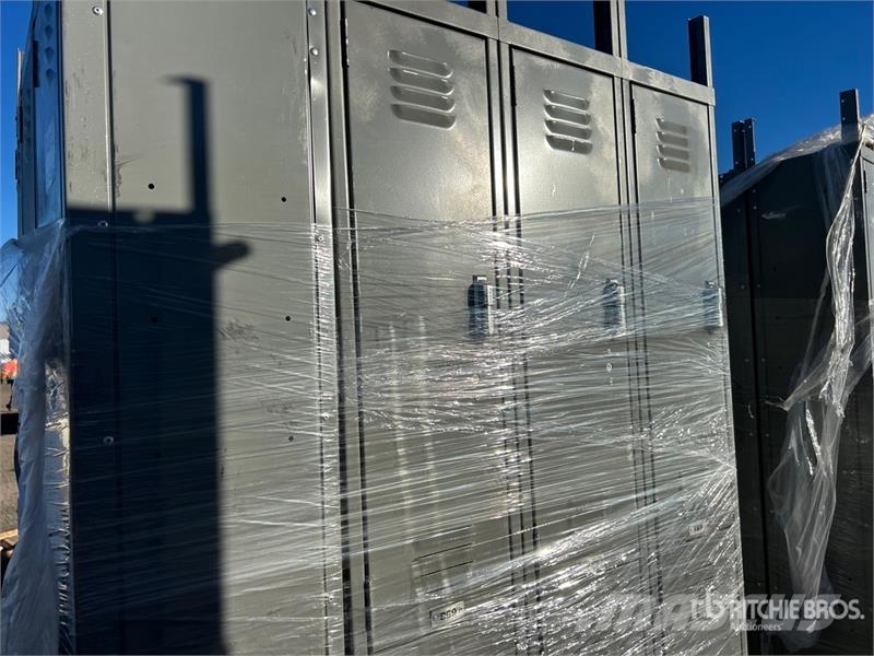 Quantity of (4) Uline Double Tier Lockers مكونات أخرى