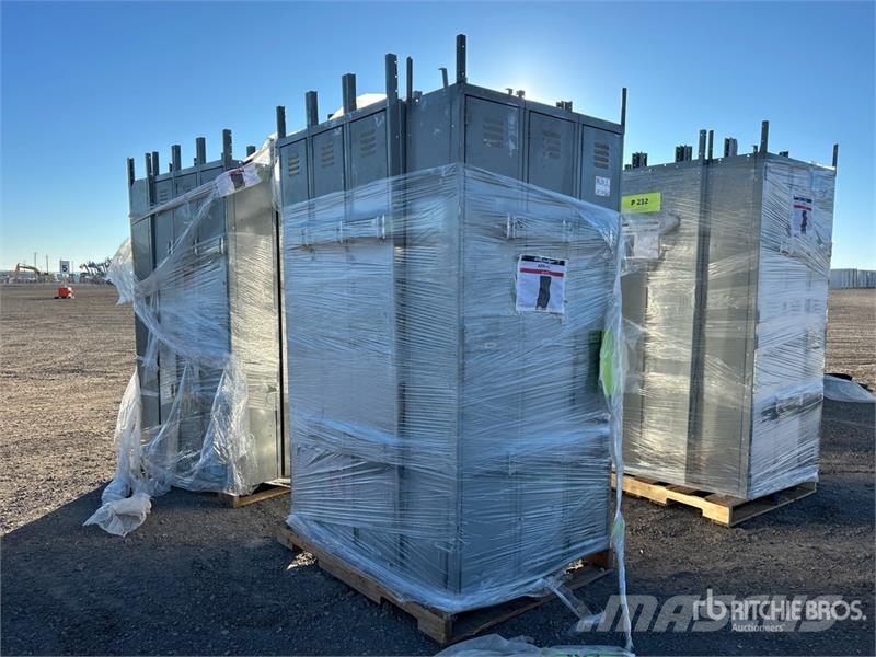 Quantity of (4) Uline Double Tier Lockers مكونات أخرى